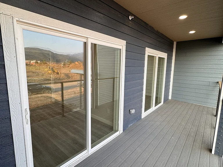 The Flats at Alpine Junction — Photo 15