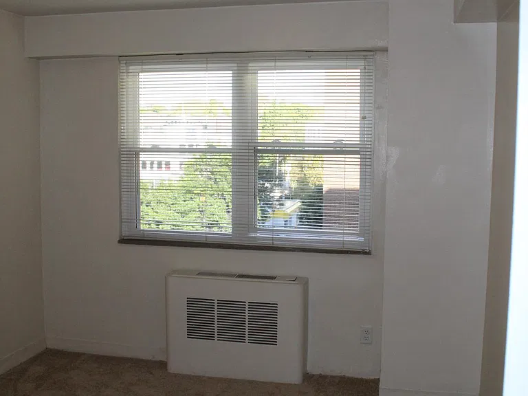 Kennilworth Apartments — Photo 7