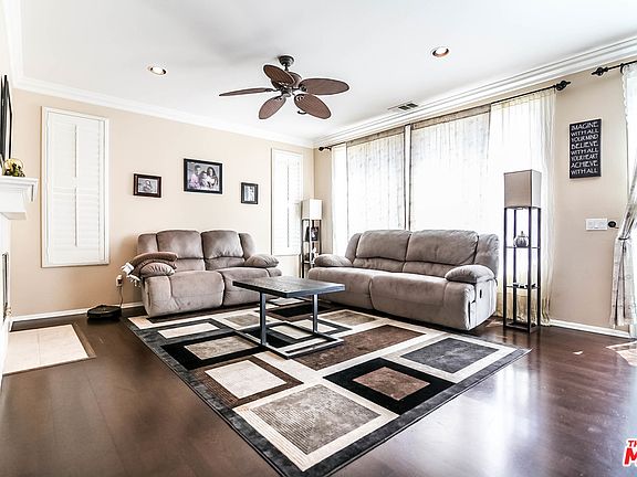 3rd image of 27246 Cloverhurst Pl