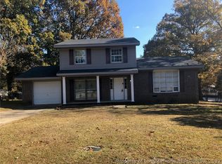 663 Edgehill Rd, Fayetteville, NC 28314