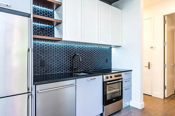 Rented by Nooklyn NYC LLC | media 17