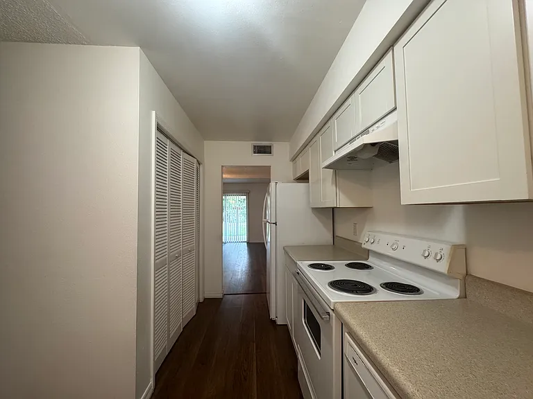 221 S Cypress Way #231 — Photo 6