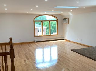 58-25 254th St FLOOR 2, Little Neck, NY 11362