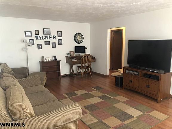 4th image of 4409 Birch Ave