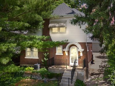 3653 Erie Ave, Cincinnati, OH, 45208