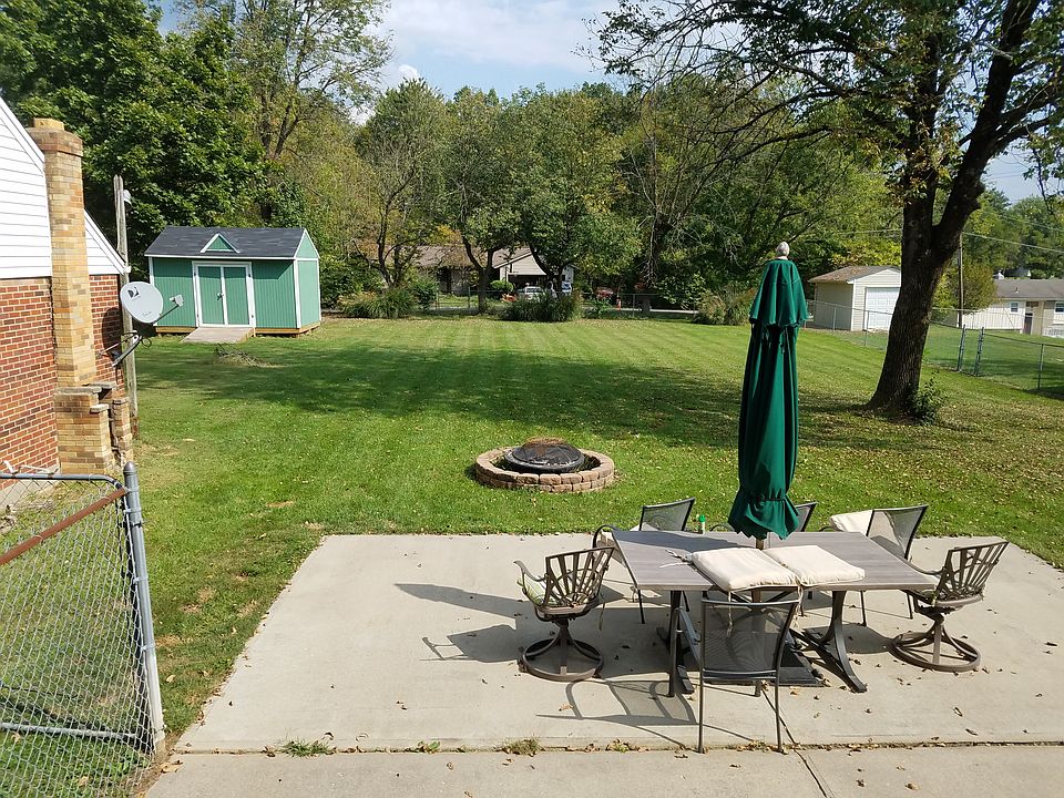 2nd image of 9152 Primrose Dr