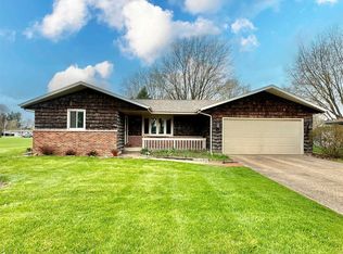1823 Mayfair Dr, Janesville, WI 53545