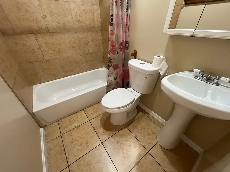 5809 Lindo Paseo #1-room B — Photo 24