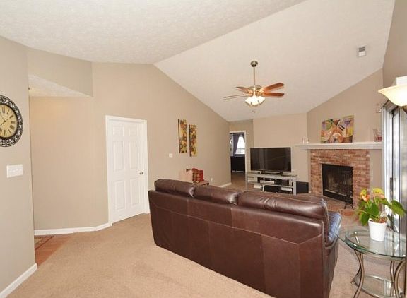3rd image of 7116 Crane Ct