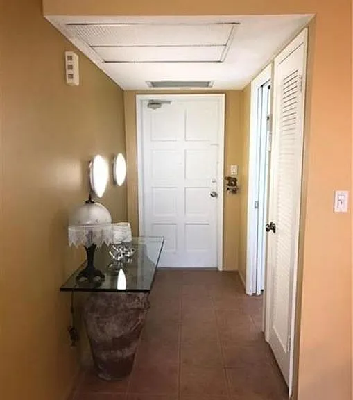3300 N Palm Aire Dr #606 — Photo 38