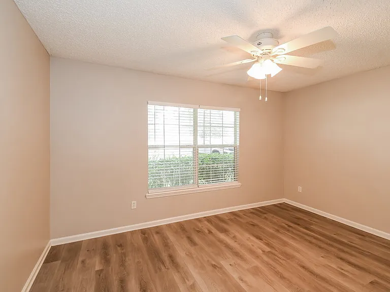 2621 Fernleaf Dr — Photo 13