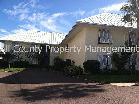 2nd image of 7300 Sunshine Skyway Ln S APT 208