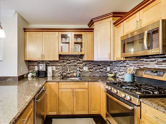 2nd image of 39 Fayette St #401