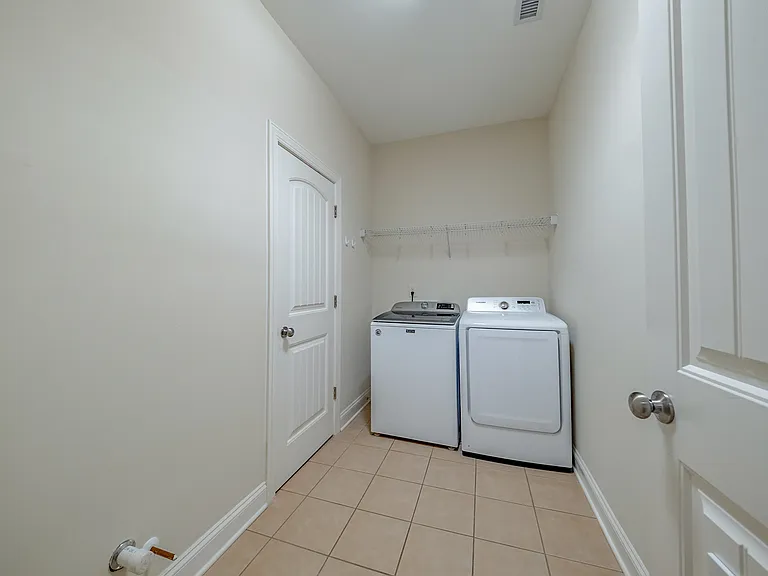 2324 Pindos Dr — Photo 16