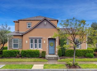 4085 Harlan Ranch Blvd, Clovis, CA 93619
