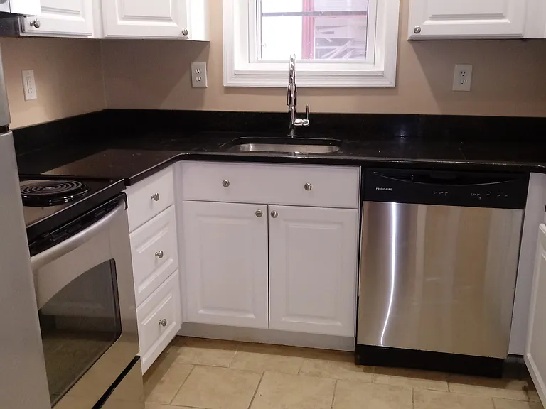 802 N Harrison St — Photo 8