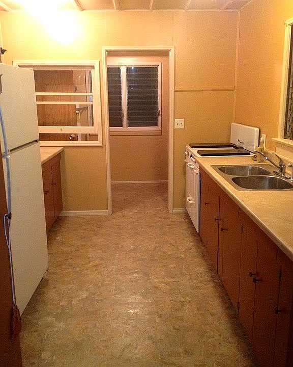 2nd image of 30903 Murrieta Rd