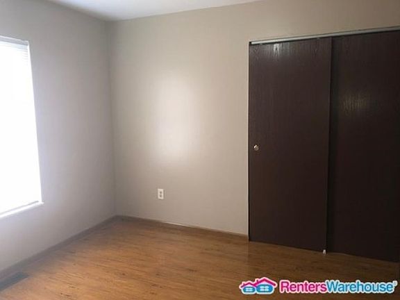 5th image of 6174 Payne Ave
