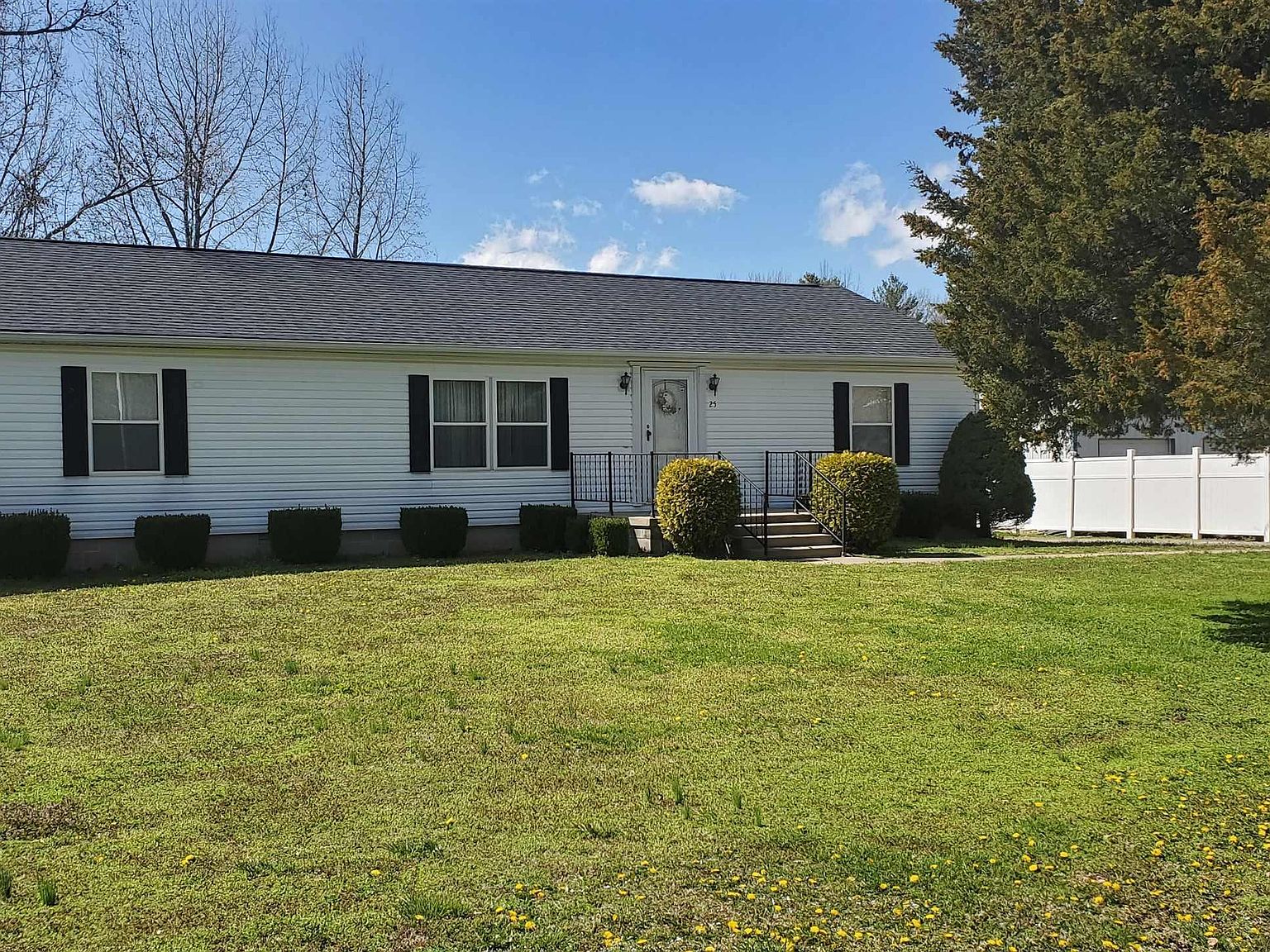 25 S Washington St, Tamaroa, IL 62888 Zillow