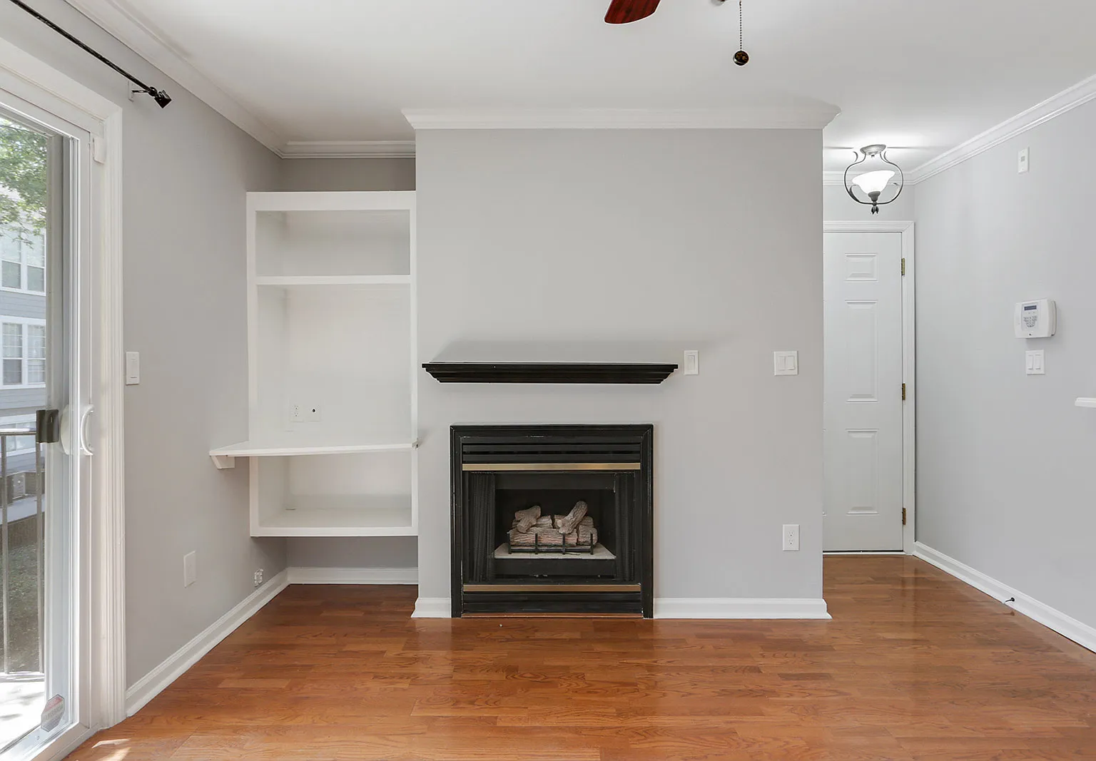1 bed, 711 sqft, $1,550 — Photo 2