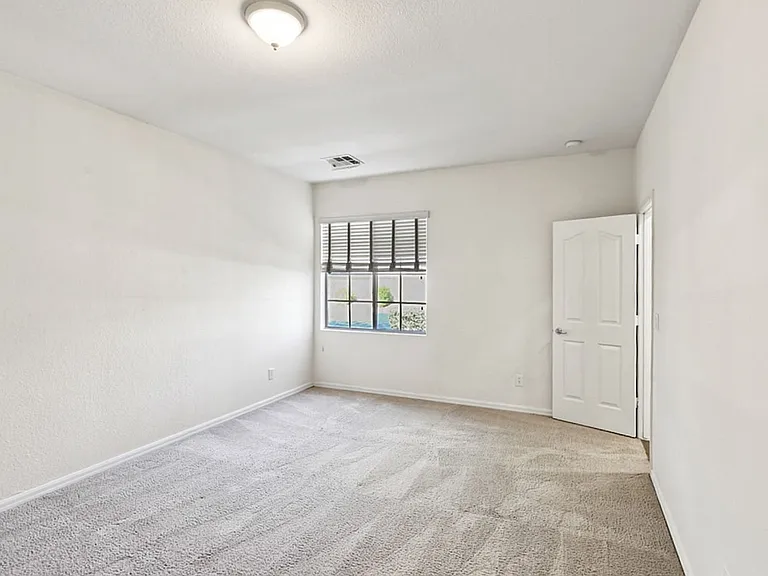 6509 Collingsworth St — Photo 7