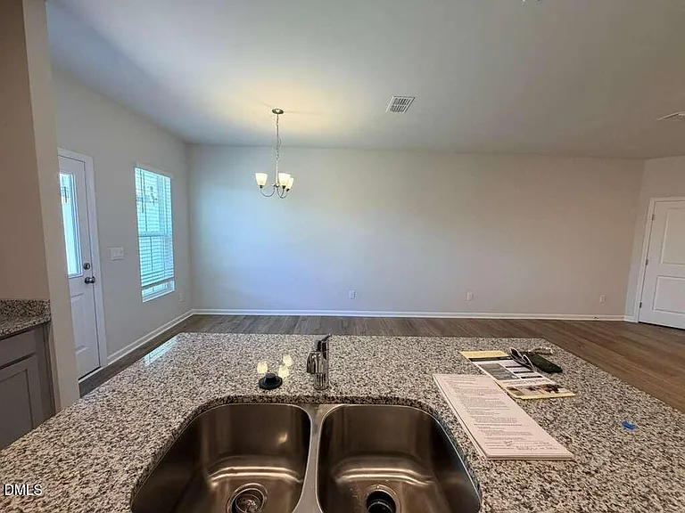 5024 Reader Way — Photo 9