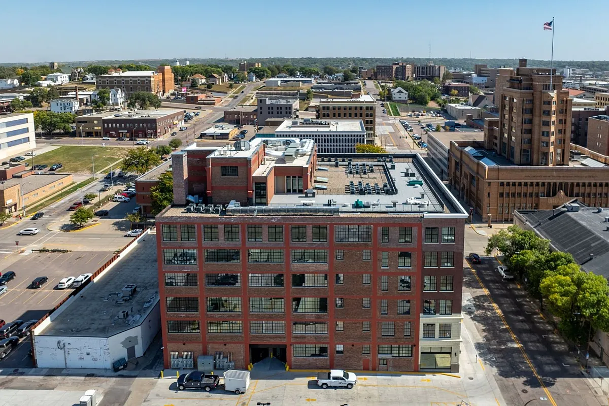 Building Photo - Benson Lofts