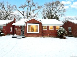 9550 Heyden St, Detroit, MI 48228