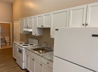 92 Gorham St #202, Lowell, MA 01852