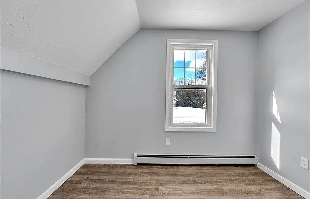 Building Photo - 46 Juniper St #1