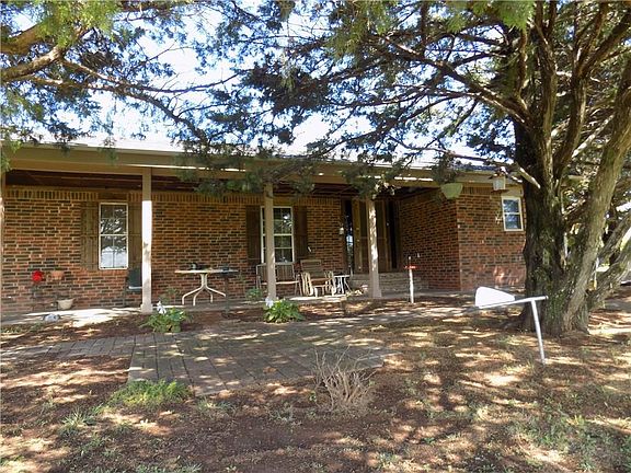 3rd image of 35158 County Street 2600