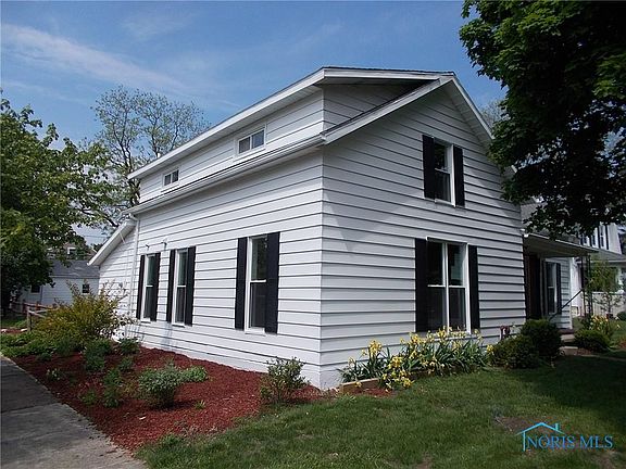 2nd image of 403 E Dudley St