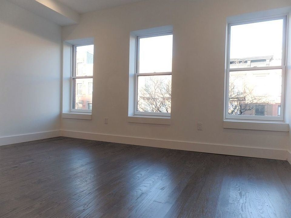 1st image of 152 W 128th St #3