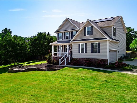 3rd image of 606 Summitbluff Dr
