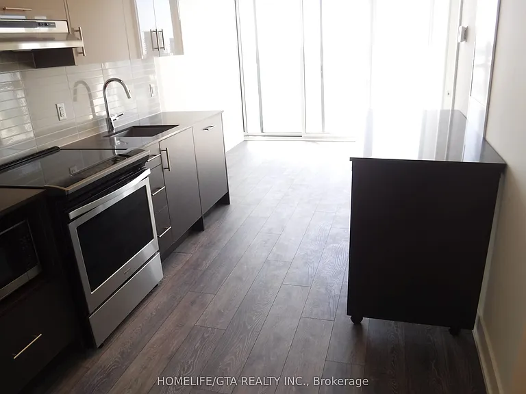 180 Fairview Mall Dr #2001 — Photo 2