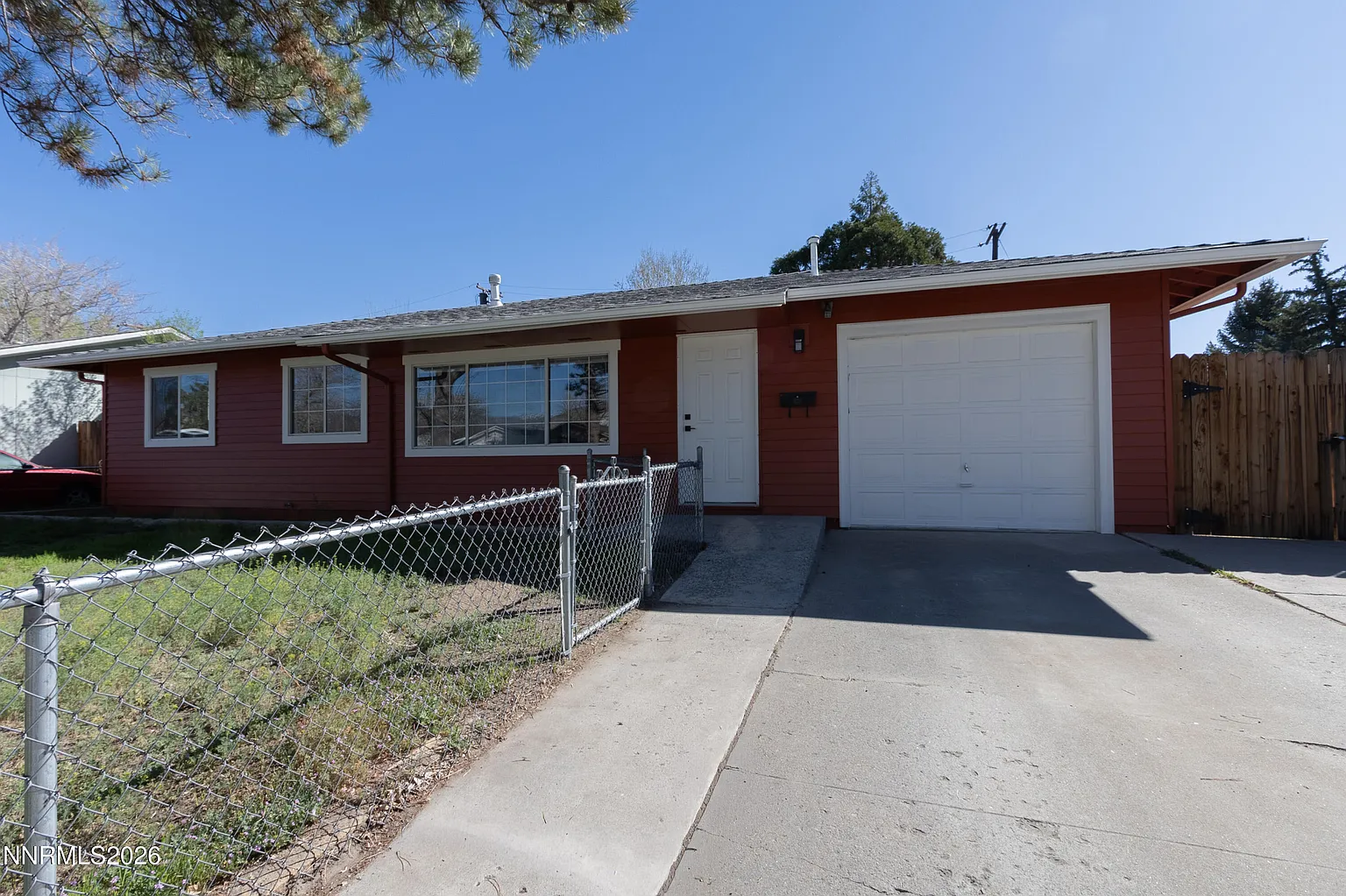 1605 Marian Ave photo 1