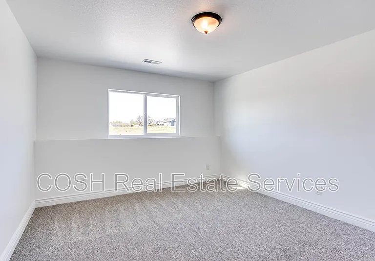 459 S Stoney Creek St — Photo 33