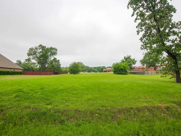 Louisiana St, Van, TX 75790