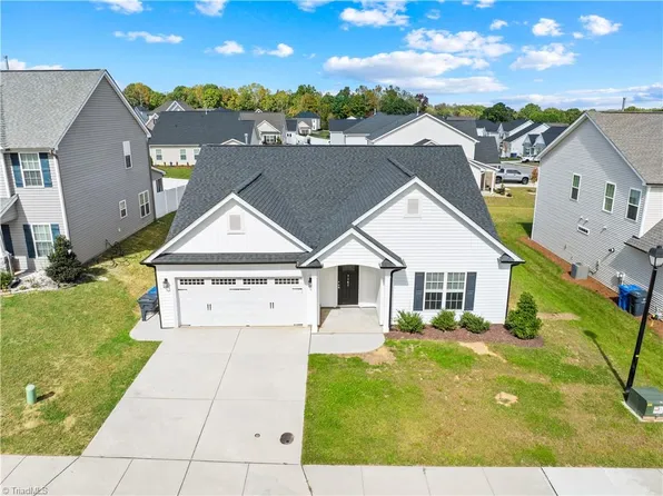 7167 Watkins Landing Ct, Kernersville, NC 27284