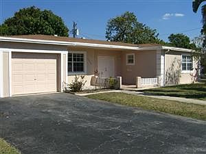 4th image of 4290 NW 36th Ave