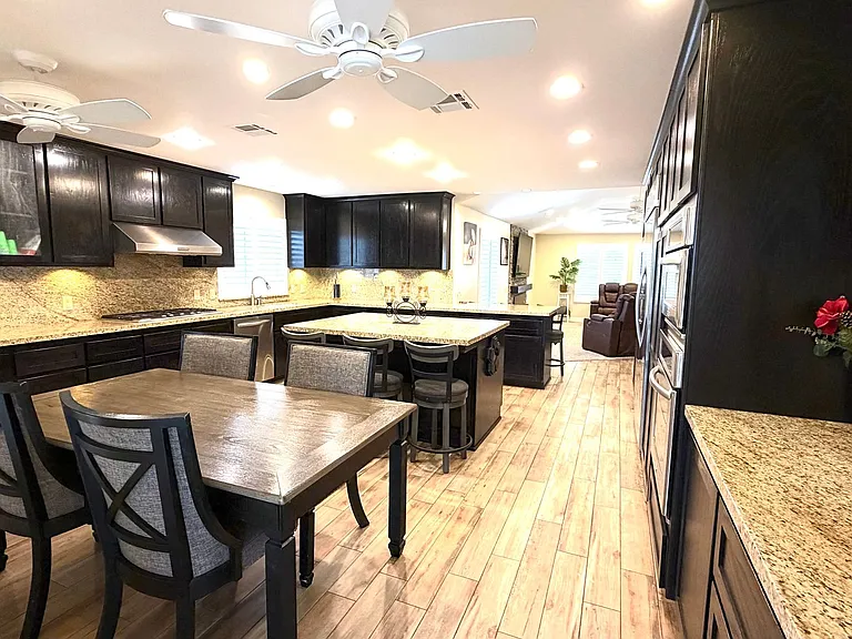 5818 Clear Valley Ct — Photo 13