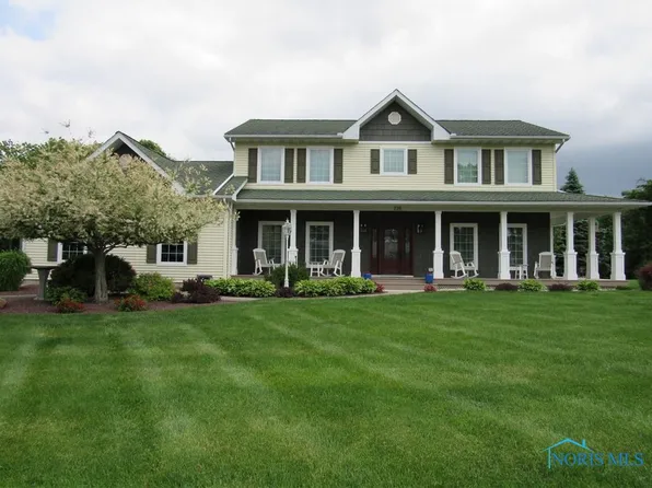 235 Duck Pond Rd, Upper Sandusky, OH 43351