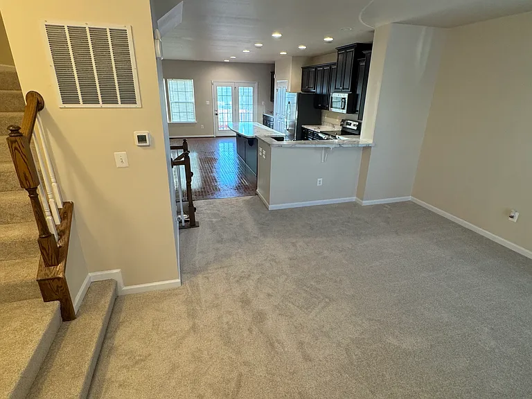 171 Norwood Dr — Photo 5