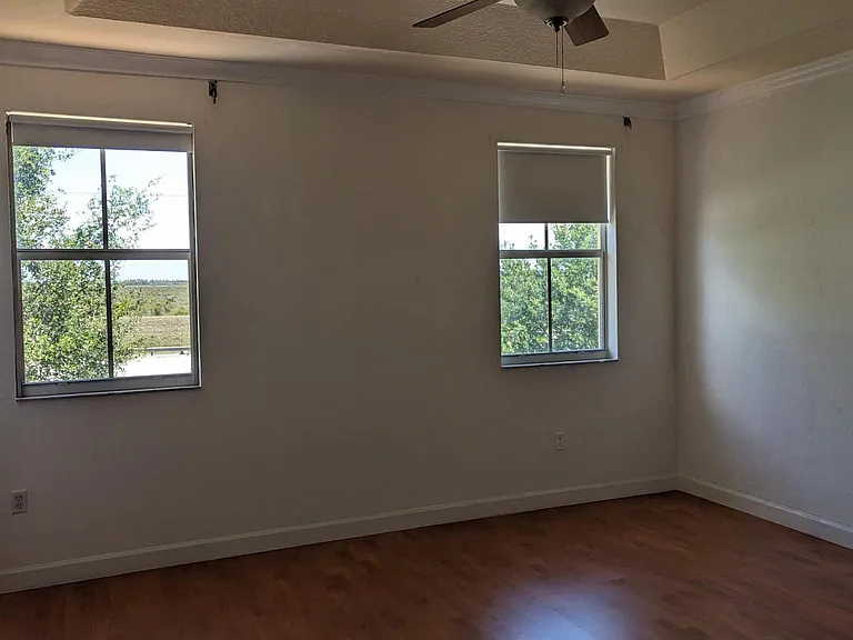 15089 SW 8th Ter — Photo 11