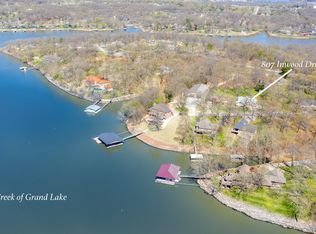 807 Inwood Dr, Grove, OK 74344