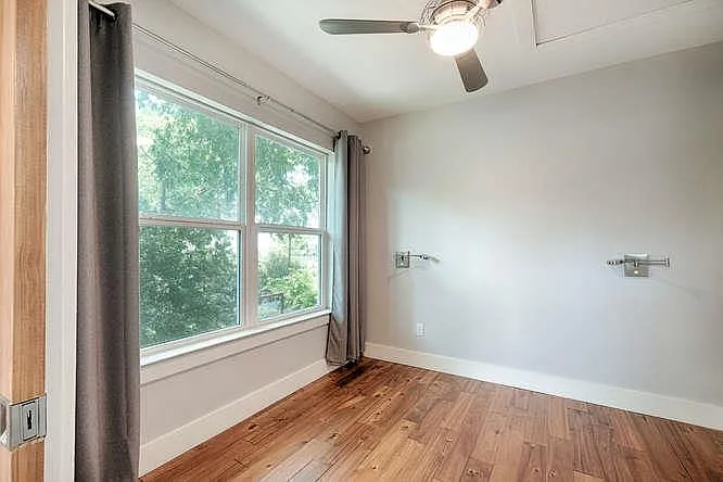901 W Mary St #B — Photo 12