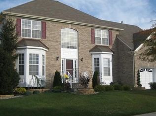 17 Winesap Dr, East Brunswick, NJ 08816
