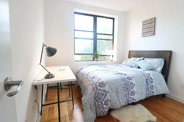 Rented by Compass | media 20