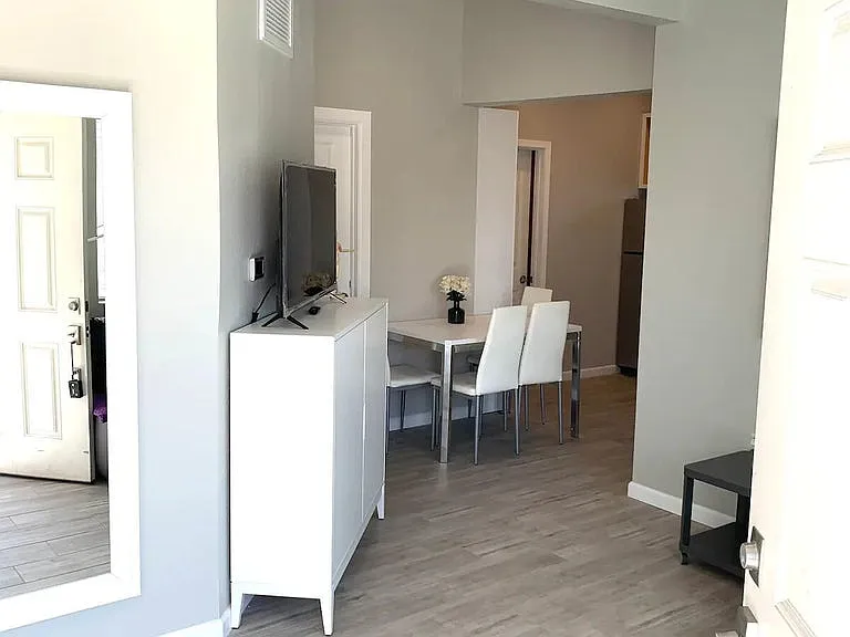 1330 E Mescal St #2 — Photo 8