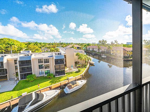 2nd image of 6 Royal Palm Way #605